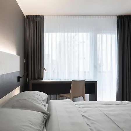 Bahnhof Hotel 3*