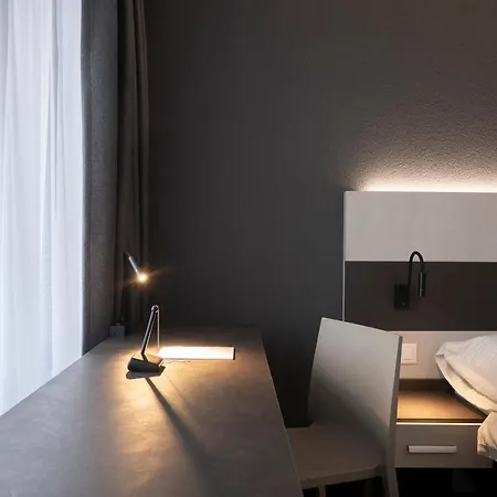 Otel Bahnhof Zollikofen