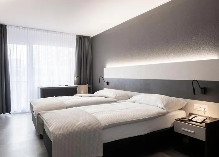 Bahnhof מלון Zollikofen