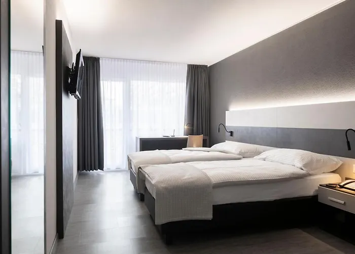 מלון Bahnhof Zollikofen