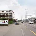 מלון Bahnhof 3*